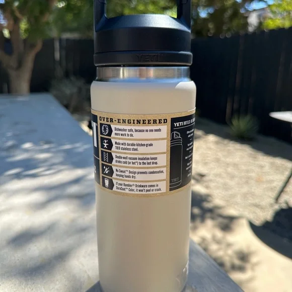 YETI Rambler® 26 oz Water Bottle w/ Chug Cap – Cape Taupe – NWT - Picture 3 of 4